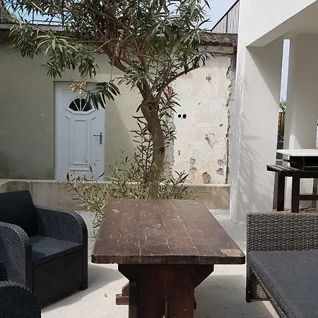 Gaja Iii - Ae1097 Apartman Biograd na Moru
